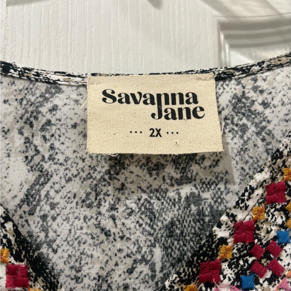 Savanna Jane Black and White Snake Print Blouse with Multicolor Embroidery - Picture 2 of 6